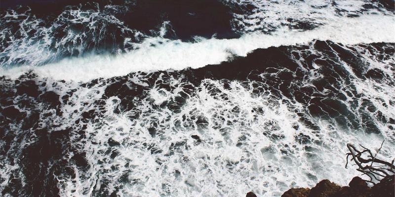 可持续时尚入门指南:3大免费资源,从旧衣改造到环保设计